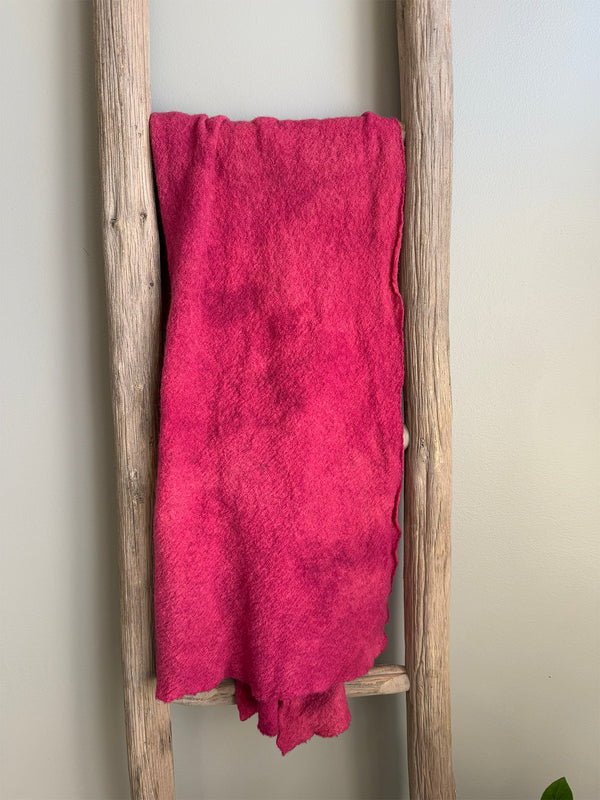 #012 Textured Wool Scarf - Sappanwood (Berries Garcia)